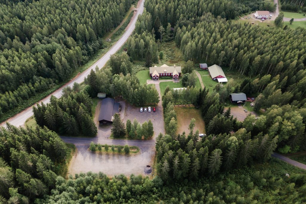 Juhlatalo Majakosken Pihapiiri